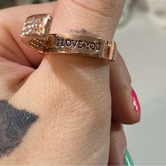 Ring - Picture 2 of 2